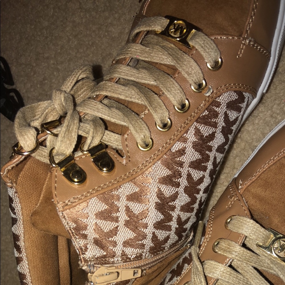 Mk shoes